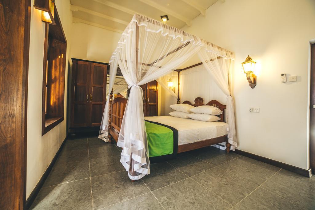 Sisikirana Villa Unawatuna Exteriör bild